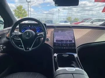2023 Mercedes-Benz EQS - image 9
