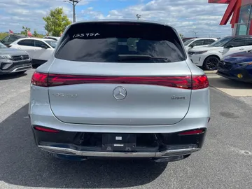 2023 Mercedes-Benz EQS - image 6