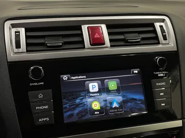 2018 Subaru Legacy - image 7
