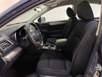 2018 Subaru Legacy - image 3