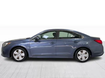 2018 Subaru Legacy - image 10
