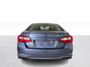 2018 Subaru Legacy - image 12