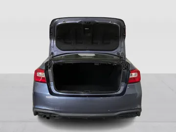 2018 Subaru Legacy - image 13