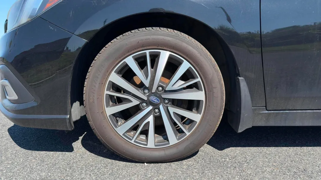 2019 Subaru Legacy — photo 6