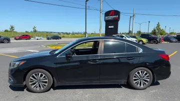 2019 Subaru Legacy - image 4