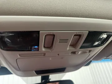 2019 Subaru Legacy - image 17