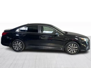 2019 Subaru Legacy - image 2