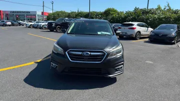 2019 Subaru Legacy - image 2