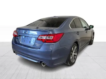 2016 Subaru Legacy - image 14