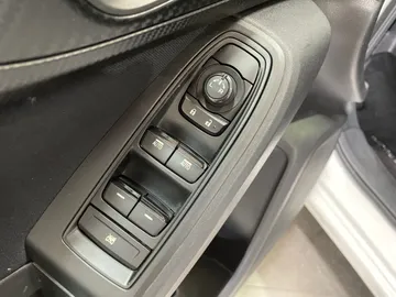 2017 Subaru Impreza - image 20