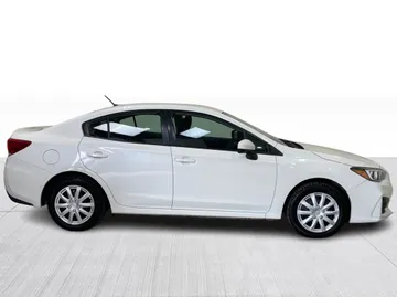 2017 Subaru Impreza - image 2