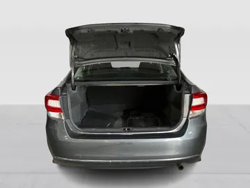 2019 Subaru Impreza - image 12