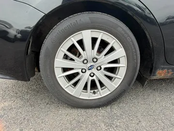 2018 Subaru Impreza - image 7