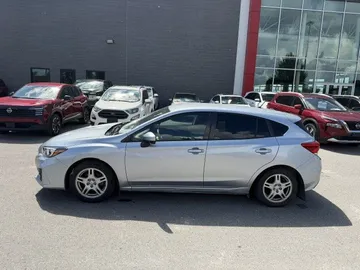 2017 Subaru Impreza - image 4