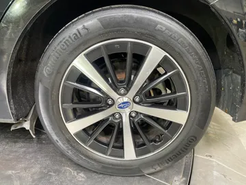 2019 Subaru Impreza - image 6
