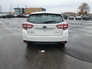 2019 Subaru Impreza - image 6
