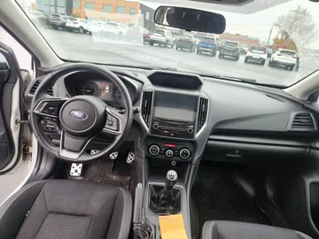 2019 Subaru Impreza - image 10
