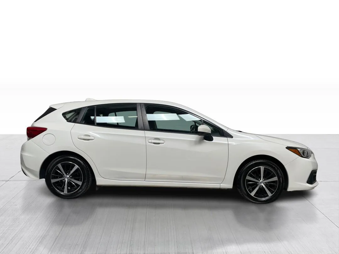 2020 Subaru Impreza — photo 2
