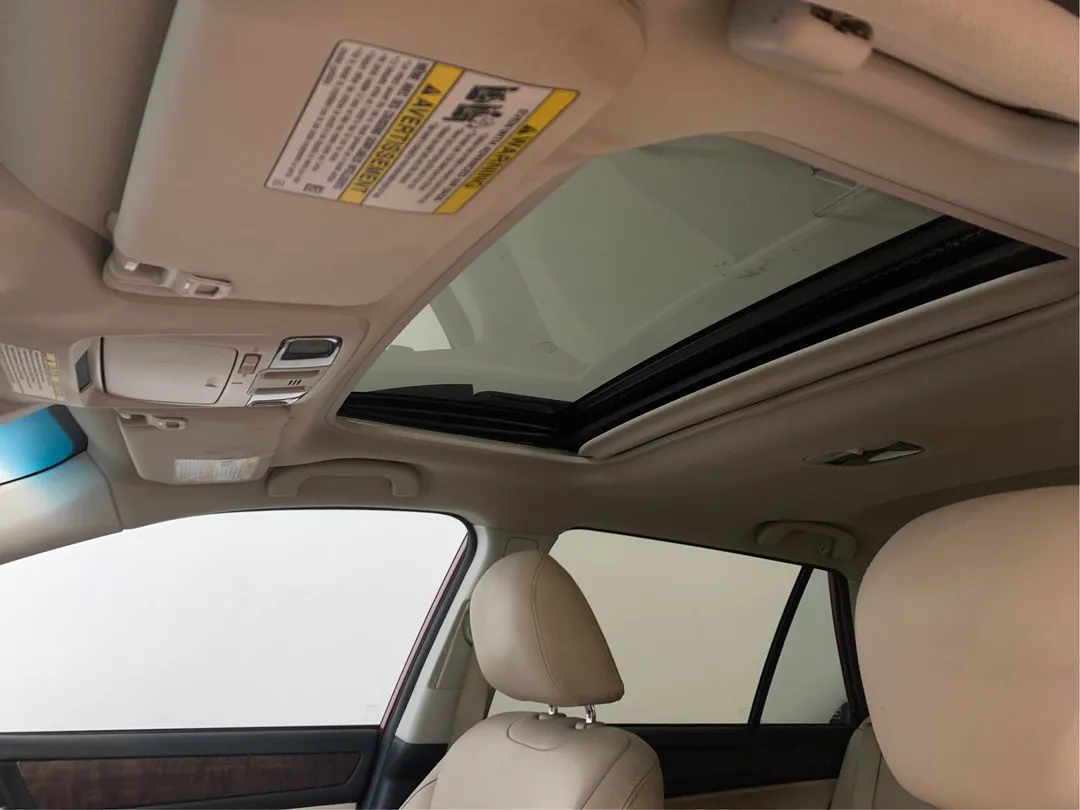 2016 Subaru Outback 2.5i w/Limited Pkg, photo 5