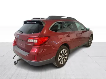 2016 Subaru Outback - image 15
