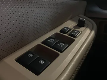 2016 Subaru Outback - image 29