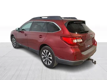 2016 Subaru Outback - image 12