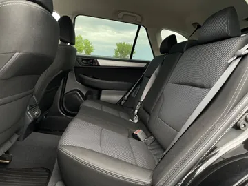 2018 Subaru Outback - image 14