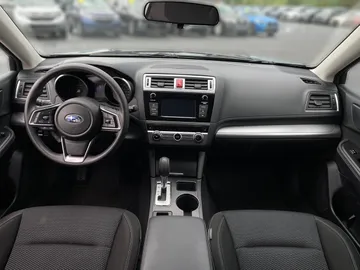 2018 Subaru Outback - image 4