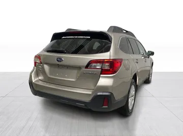 2019 Subaru Outback - image 15
