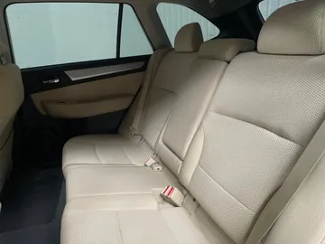 2019 Subaru Outback - image 16