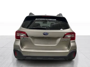 2019 Subaru Outback - image 13