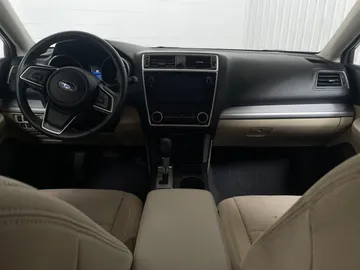 2019 Subaru Outback - image 4