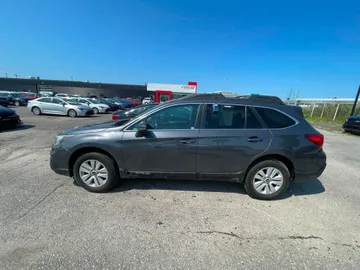 2019 Subaru Outback - image 6