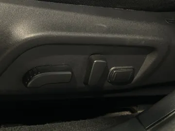 2019 Subaru Outback - image 18