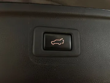 2019 Subaru Outback - image 21