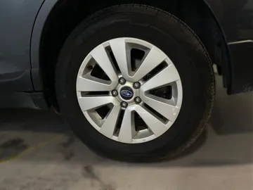 2019 Subaru Outback - image 19
