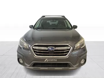 2019 Subaru Outback - image 2