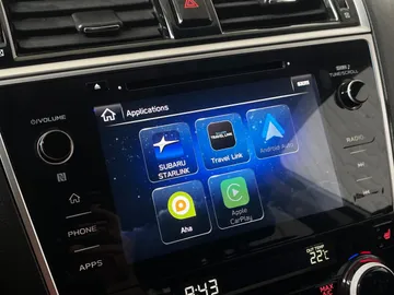 2018 Subaru Outback - image 8
