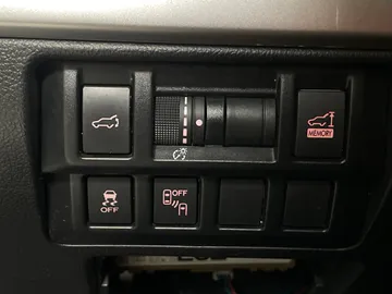 2018 Subaru Outback - image 26