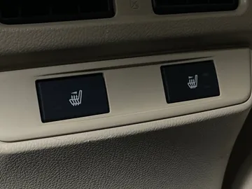 2017 Subaru Outback - image 30