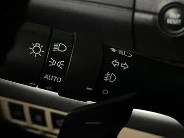 2017 Subaru Outback - image 17