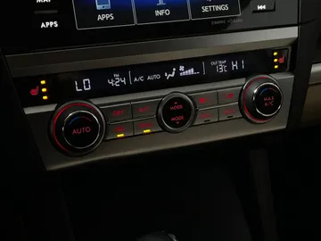 2017 Subaru Outback - image 25