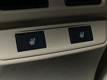 2017 Subaru Outback - image 30
