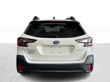 2022 Subaru Outback - image 11