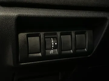 2022 Subaru Outback - image 25