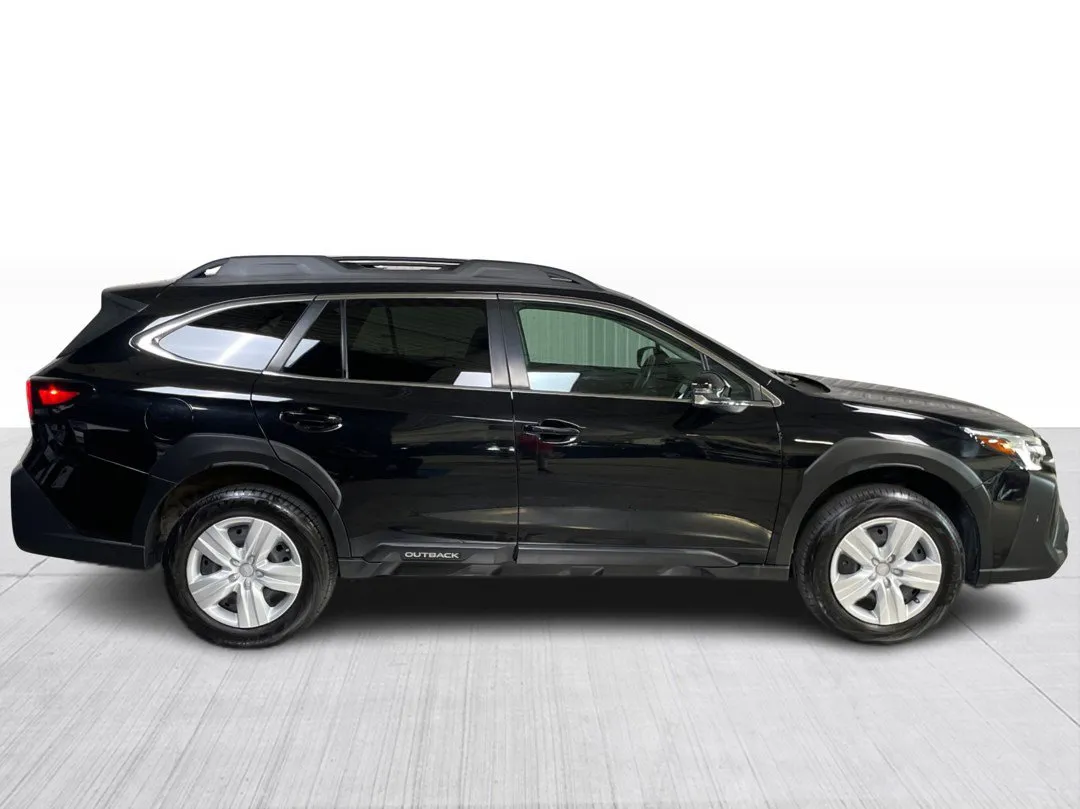 2023 Subaru Outback — photo 2