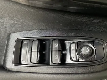 2023 Subaru Outback - image 21
