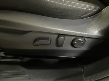 2023 Subaru Outback - image 18
