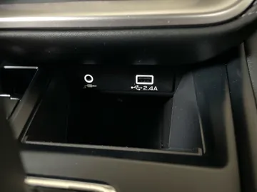 2023 Subaru Outback - image 25