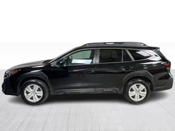 2023 Subaru Outback - image 9
